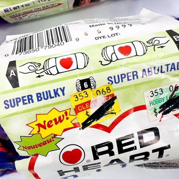 Red Heart Bright and Lofty Yarn Boucle Bulky Total GRAPE CRUSH Purple - Picture 3 of 8